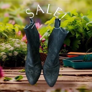 Dolce Vita black western Chelsea booties